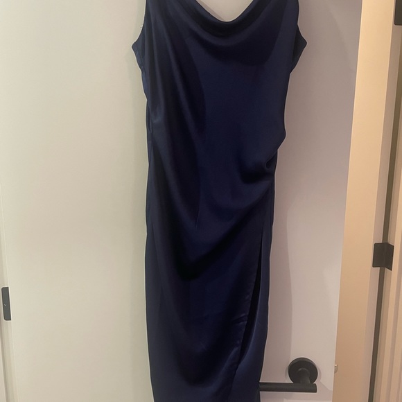 Navy slip dress. Size small - Picture 3 of 3